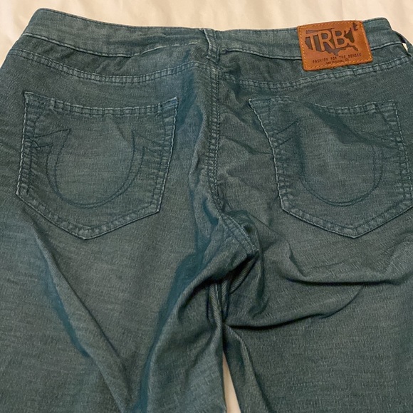 True Religion green stretch jeans - Picture 3 of 4